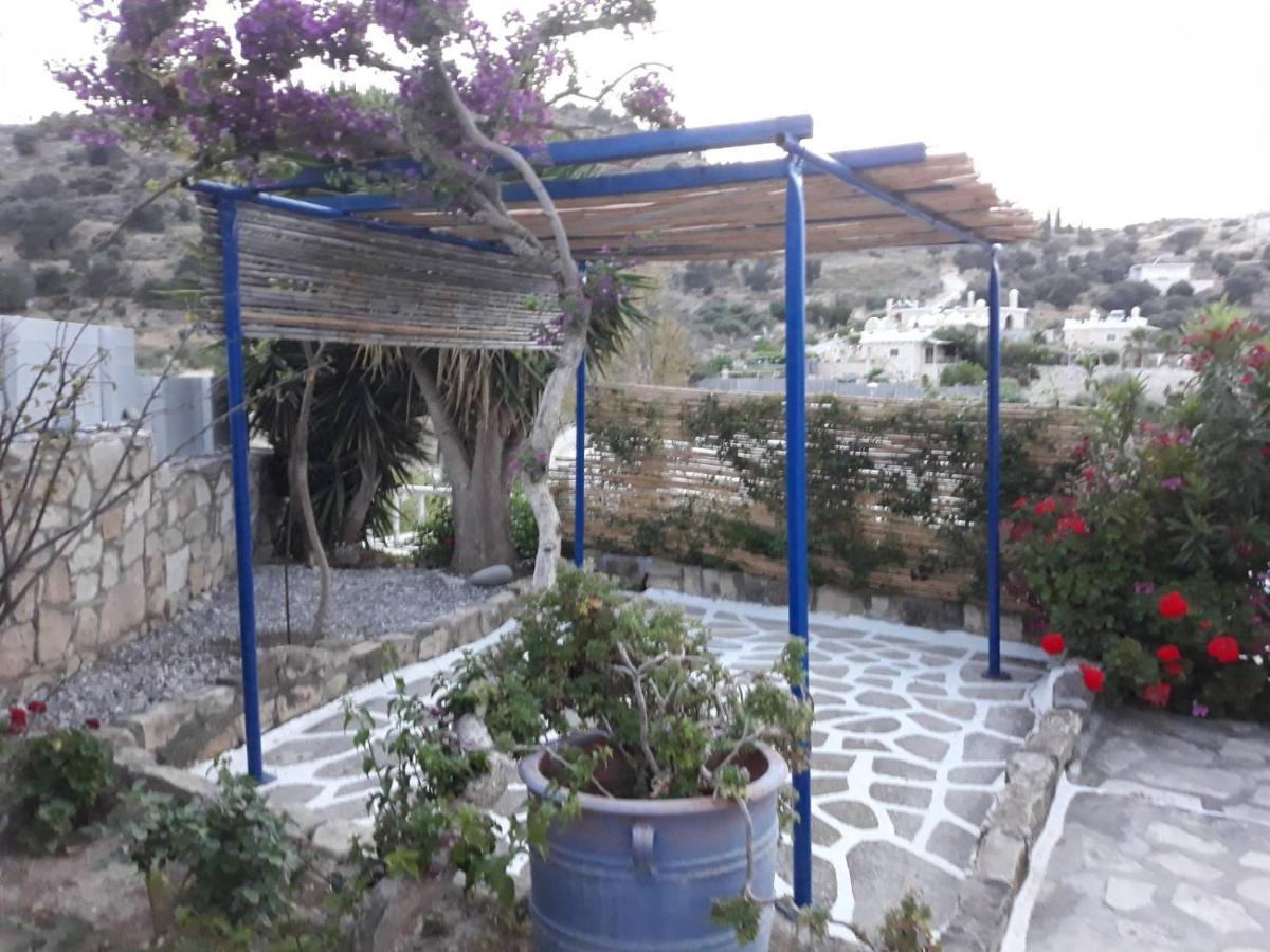 Aloni Apartment Kamilari Exterior photo